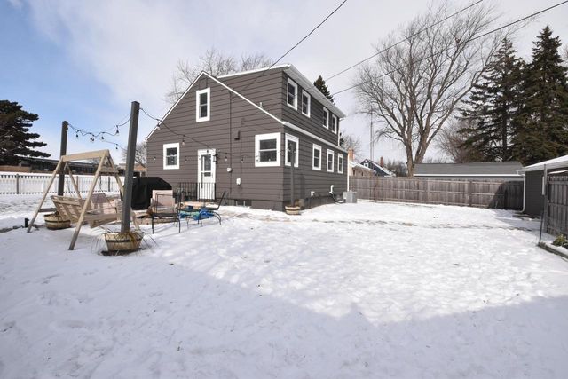 4537 33rd AVENUE, Kenosha, WI 53144