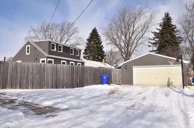 4537 33rd AVENUE, Kenosha, WI 53144