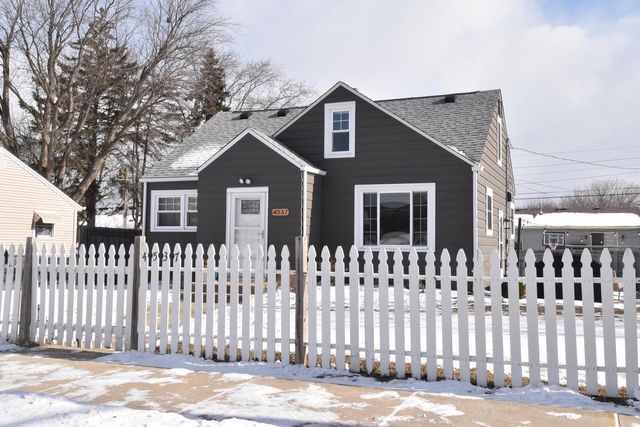 4537 33rd AVENUE, Kenosha, WI 53144