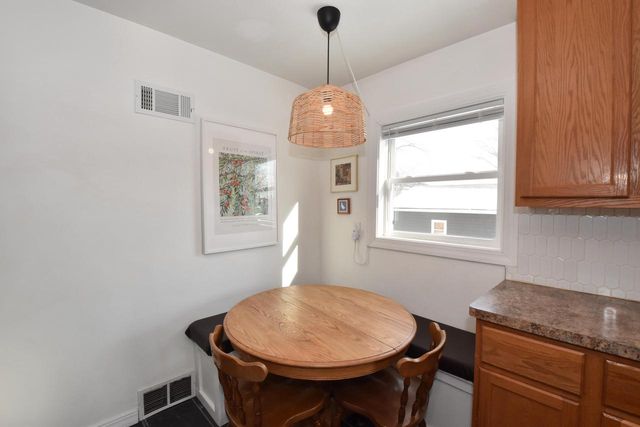 4537 33rd AVENUE, Kenosha, WI 53144