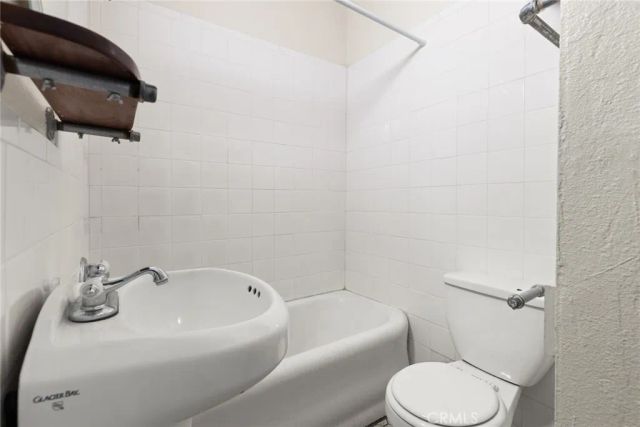 1048 W 5th, Chico, CA 95928