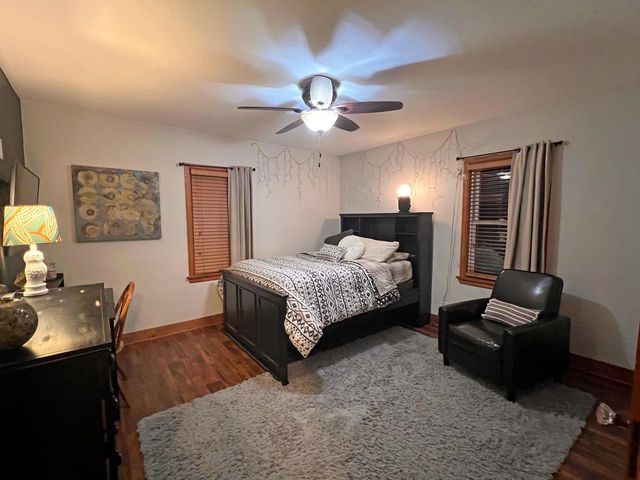 602 E College AVENUE, Waukesha, WI 53186
