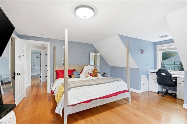760 Liberty St, Braintree, MA 02184