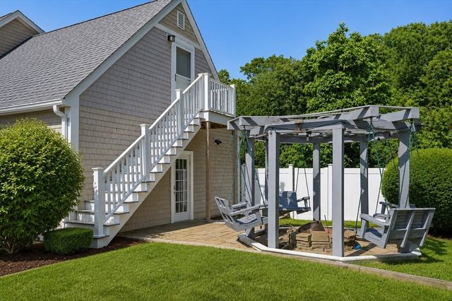 760 Liberty St, Braintree, MA 02184