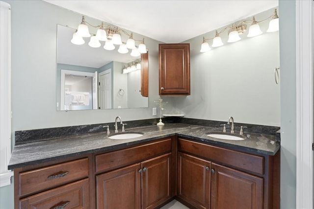 760 Liberty St, Braintree, MA 02184