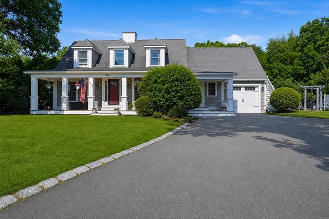 760 Liberty St, Braintree, MA 02184