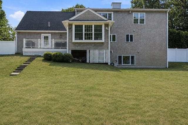 760 Liberty St, Braintree, MA 02184