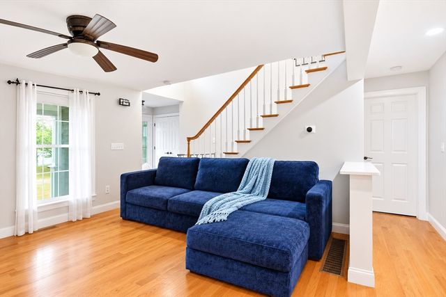 760 Liberty St, Braintree, MA 02184