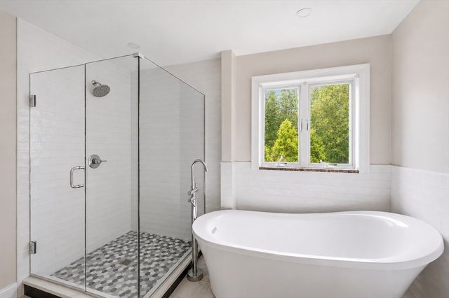 760 Liberty St, Braintree, MA 02184