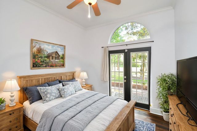 11943 White Oak Pass, Conroe, TX 77385