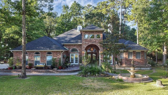 11943 White Oak Pass, Conroe, TX 77385