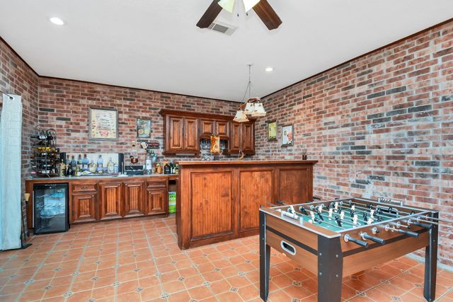 11943 White Oak Pass, Conroe, TX 77385