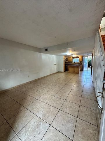 551 NW 82nd Ave 502, Miami, FL 33126