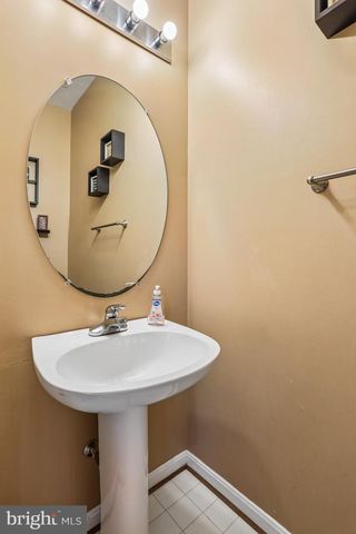 13116 DIAMOND HILL DR, Germantown, MD 20874