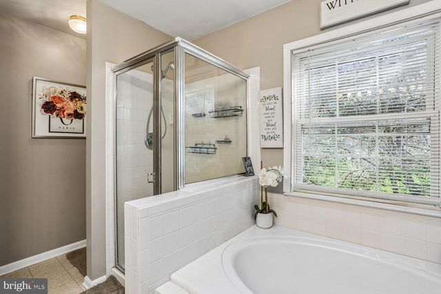 13116 DIAMOND HILL DR, Germantown, MD 20874