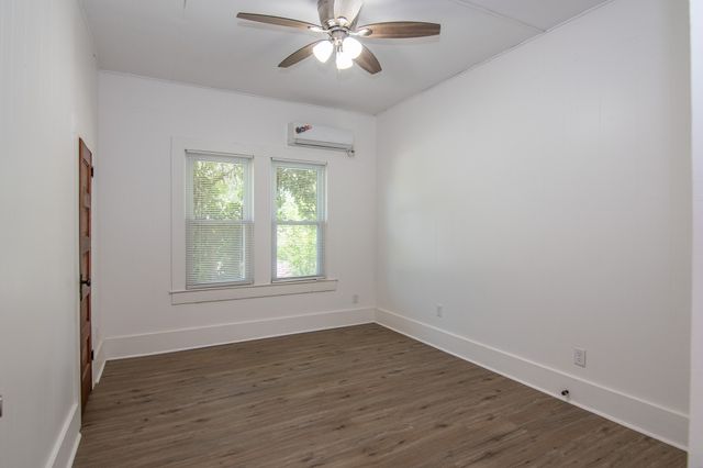 1620 Avenue D, Brownwood, TX 76801