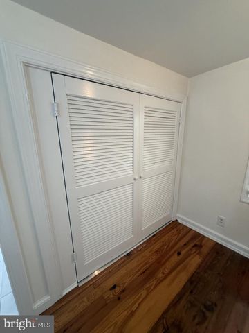 1813 WASHINGTON AVE, Fredericksburg, VA 22401