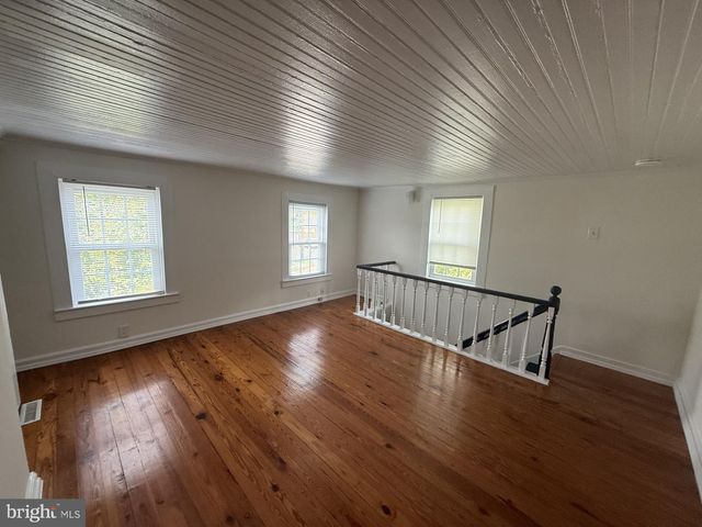 1813 WASHINGTON AVE, Fredericksburg, VA 22401