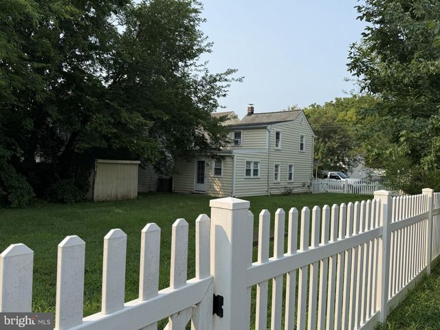 1813 WASHINGTON AVE, Fredericksburg, VA 22401