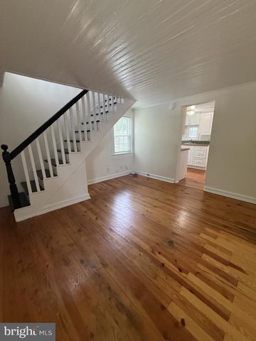 1813 WASHINGTON AVE, Fredericksburg, VA 22401
