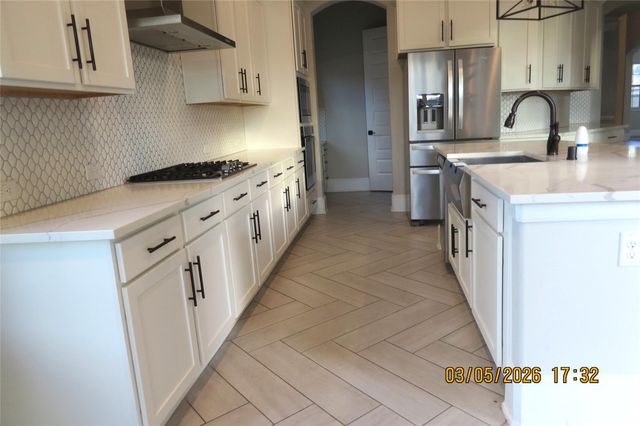 16907 Burke Lake Lane, Houston, TX 77044