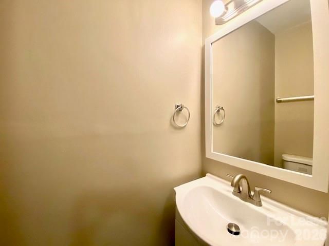 755 Harwyn Drive, Charlotte, NC 28215