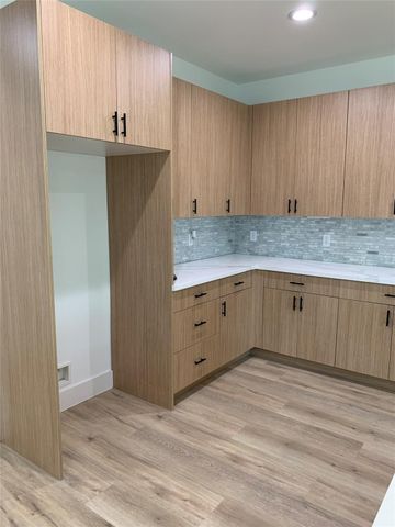 9026 Scott Street, Houston, TX 77051