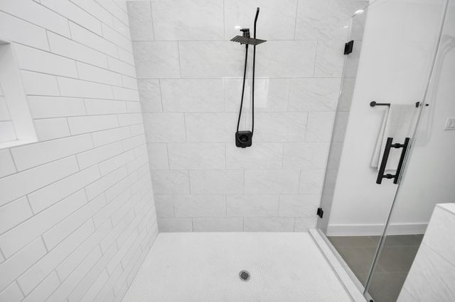 9026 Scott Street, Houston, TX 77051