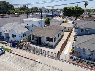 1142 E Century Boulevard, Los Angeles, CA 90002