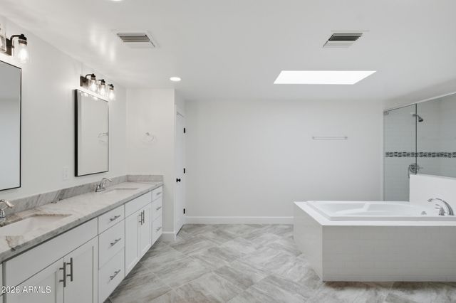 5140 E OSBORN Road, Phoenix, AZ 85018