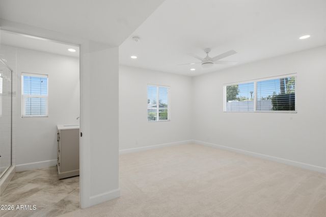 5140 E OSBORN Road, Phoenix, AZ 85018