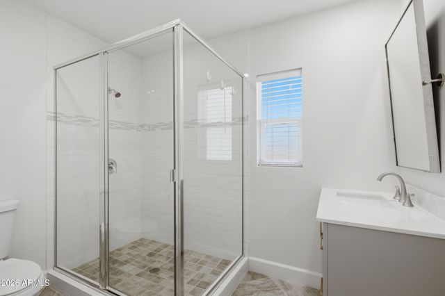 5140 E OSBORN Road, Phoenix, AZ 85018