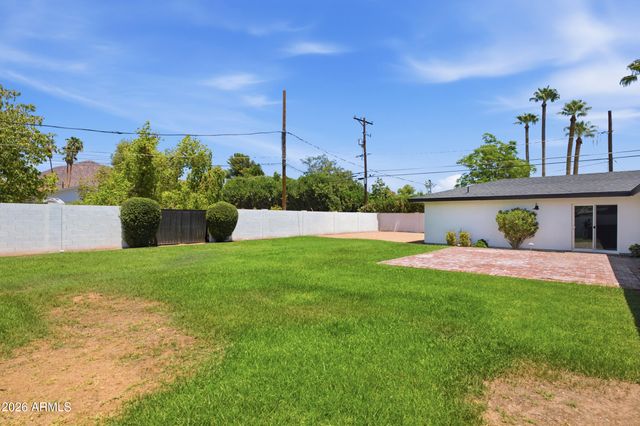 5140 E OSBORN Road, Phoenix, AZ 85018