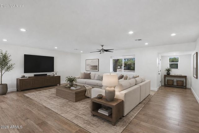 5140 E OSBORN Road, Phoenix, AZ 85018