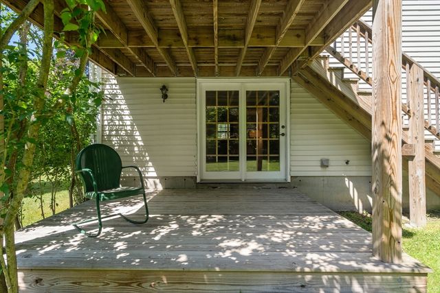 27 Nick Ln, Maynard, MA 01754