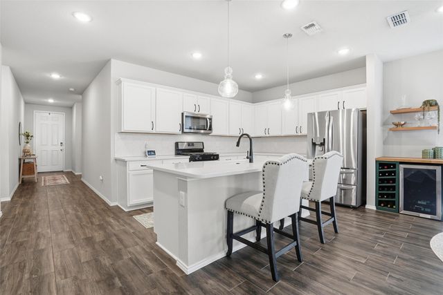 10909 Golden Barrel Court, Fort Worth, TX 76108