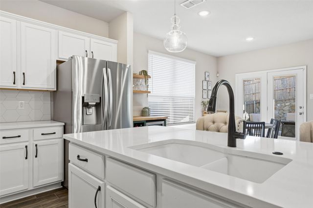 10909 Golden Barrel Court, Fort Worth, TX 76108