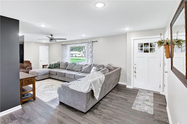 39422 Chestnut Ridge Road, Elyria, OH 44035
