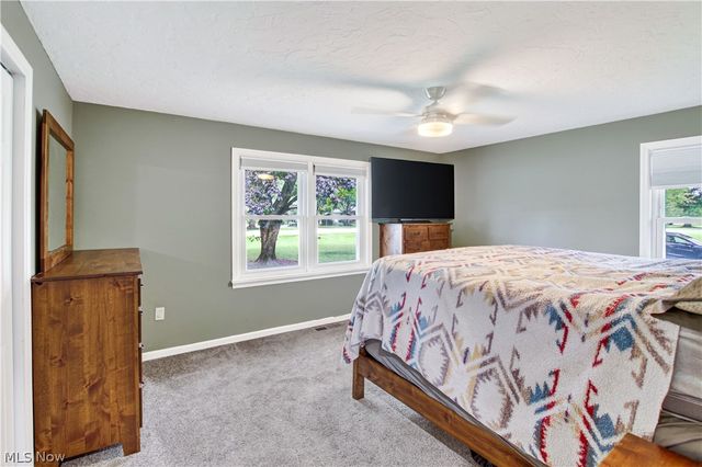 39422 Chestnut Ridge Road, Elyria, OH 44035