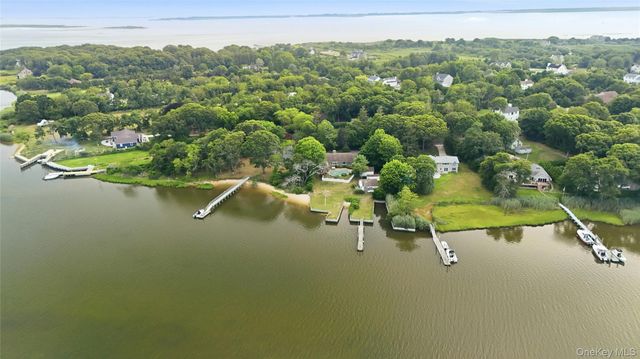 31 Tuthill Point Road, East Moriches, NY 11940