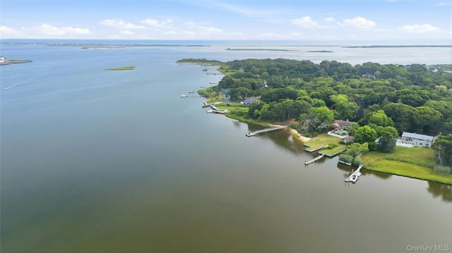 31 Tuthill Point Road, East Moriches, NY 11940