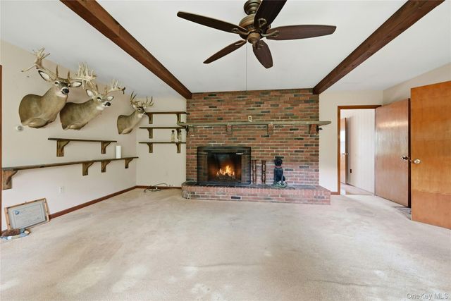 31 Tuthill Point Road, East Moriches, NY 11940