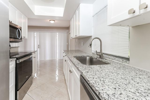 417 NE Cornwall Ave, Port St Lucie, FL 34983