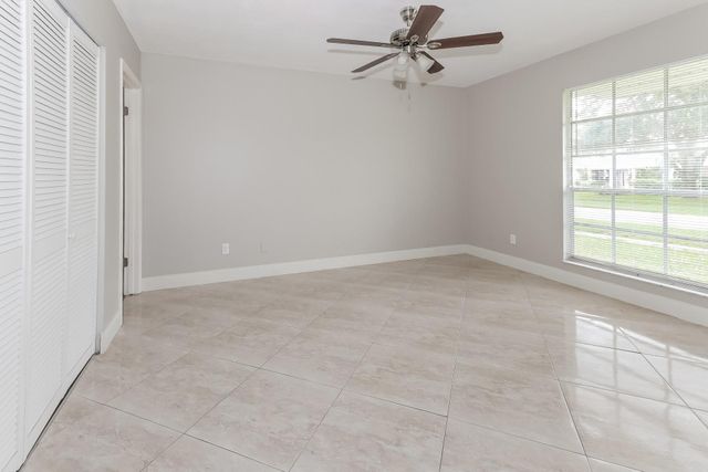 417 NE Cornwall Ave, Port St Lucie, FL 34983