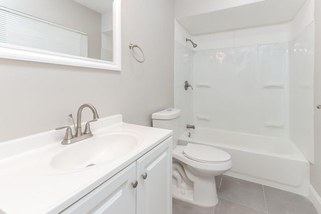 417 NE Cornwall Ave, Port St Lucie, FL 34983