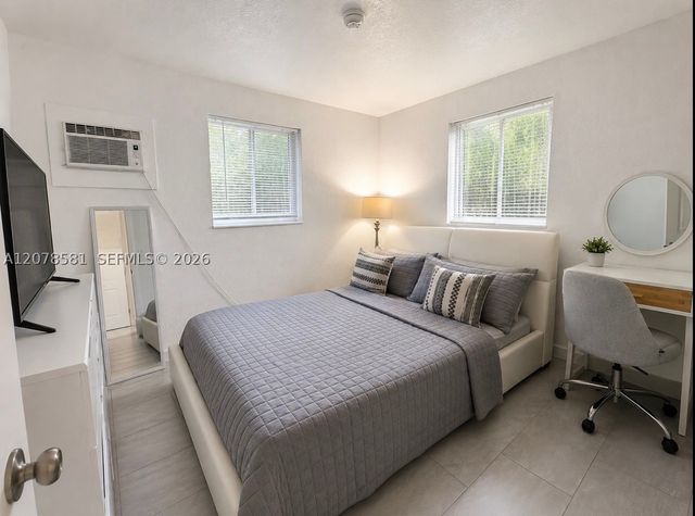 5920 NE 1st Terrace, Fort Lauderdale, FL 33334