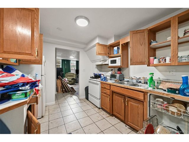 3480 S Akron St 8, Denver, CO 80231