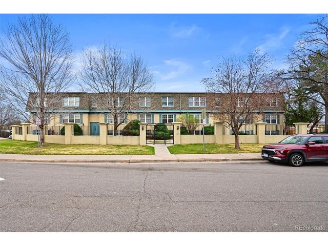 3480 S Akron St 8, Denver, CO 80231
