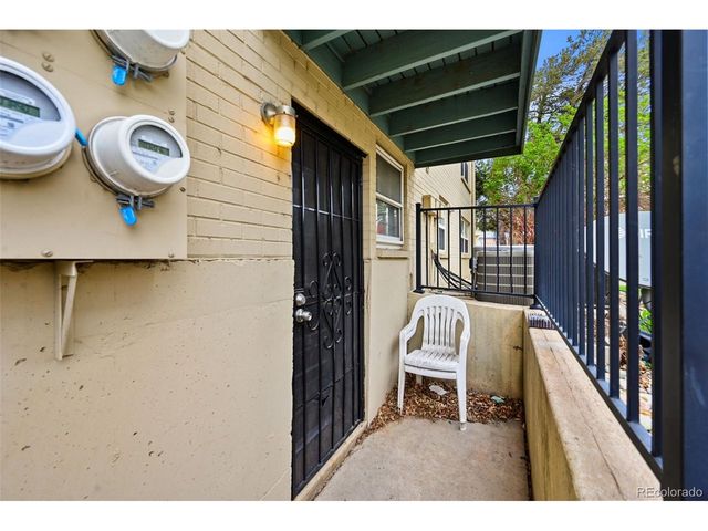 3480 S Akron St 8, Denver, CO 80231