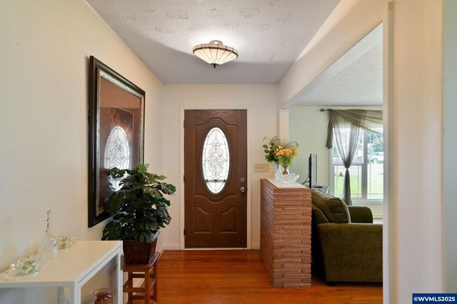 5203 Verda Ln NE, Keizer, OR 97303